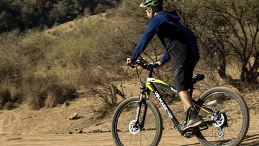 ¡Usa la bicicleta! Más del 40% de los chilenos no practica deportes por falta de tiempo