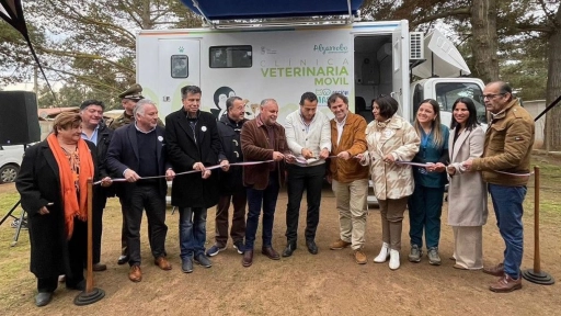 Algarrobo inaugura Clínica veterinaria móvil