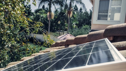 Los beneficios del ahorro con energía solar: Transforma tu hogar y tus finanzas