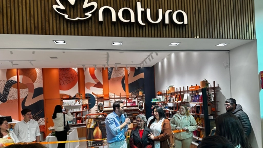 Natura apuesta por fuerte expansión de retail con 40 tiendas en 2024 y parte el año con nueva sucursal en Mall Plaza Tobalaba