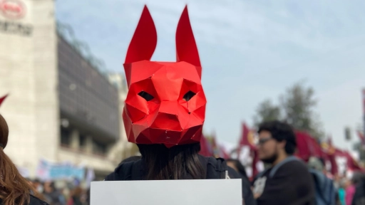 #GalgosLibres: Organizaciones realizan intervención durante marcha de la CUT