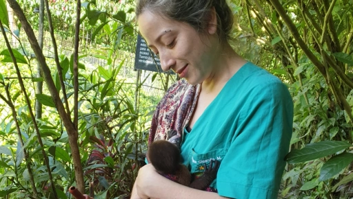 Romina Guardia: La veterinaria chilena que lucha contra el tráfico de fauna en Ecuador
