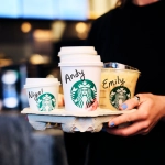 Starbucks presenta una nueva colección de bebidas inspirada en los personajes de