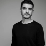 Cristobal Robles presenta \